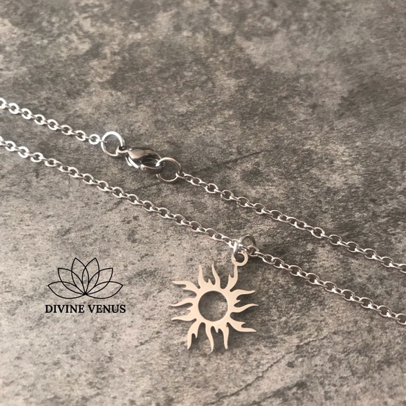 Sun Necklace | Stainless Steel - Picture 5 of 6